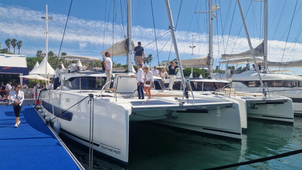 Fountaine Pajot - targi katamaranów w Cannes
